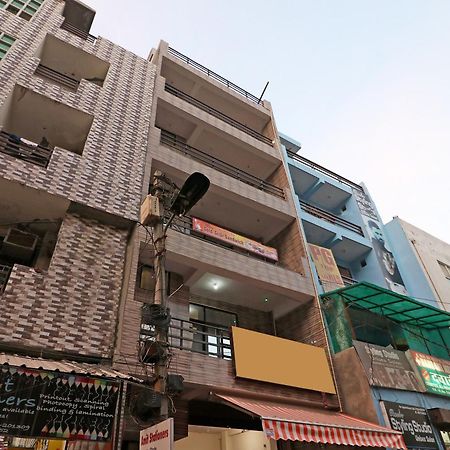Oyo Triage Home Stay Noida Eksteriør billede