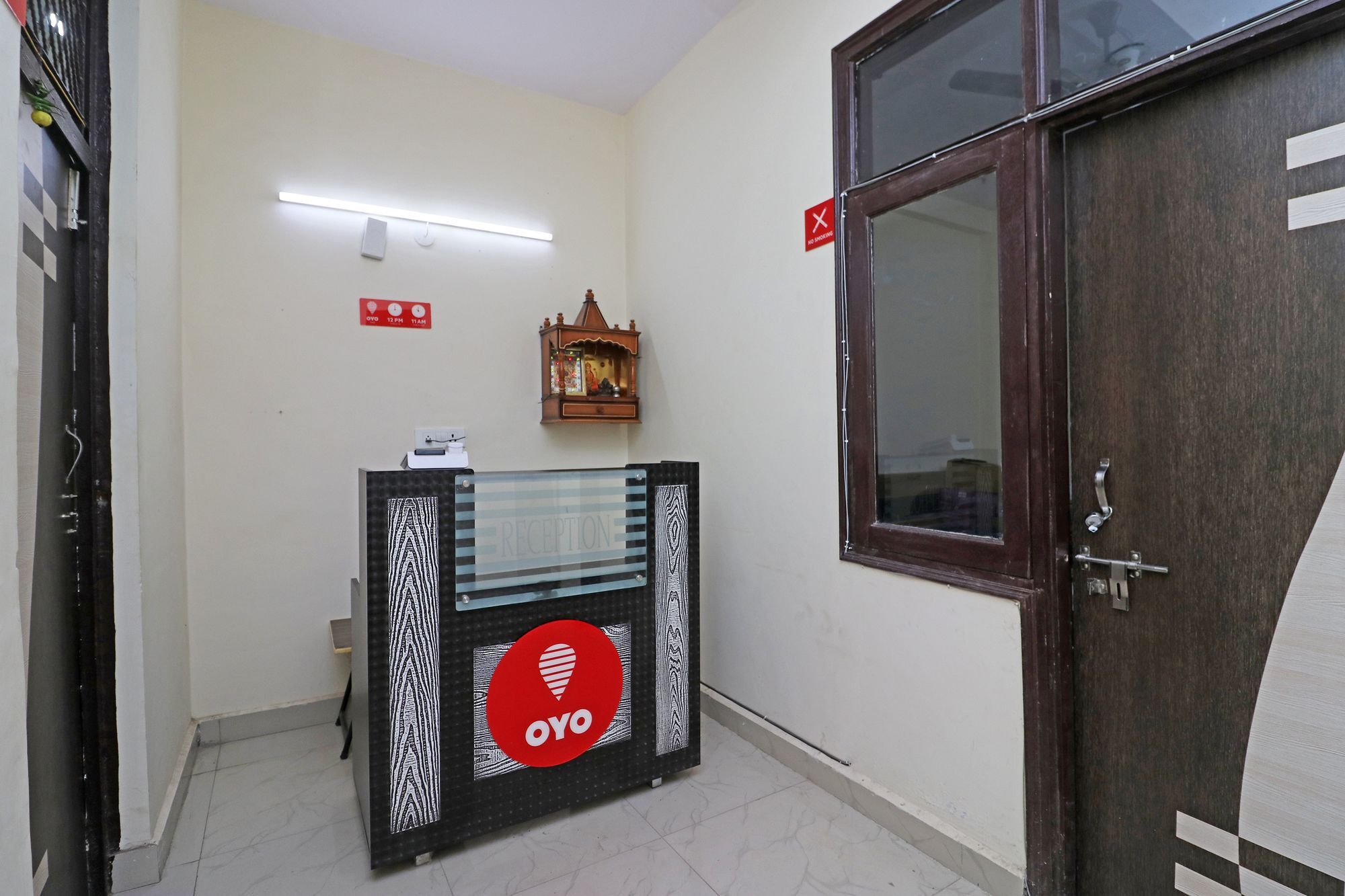 Oyo Triage Home Stay Noida Eksteriør billede